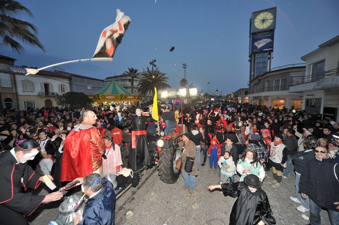 Ingrandisci la foto